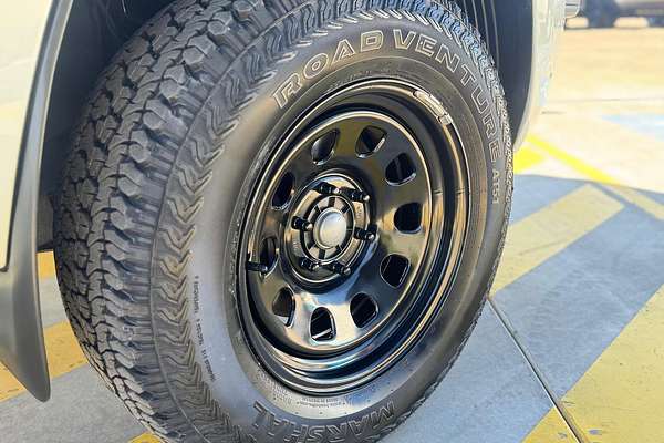 2024 Mitsubishi Triton GLX MV 4X4