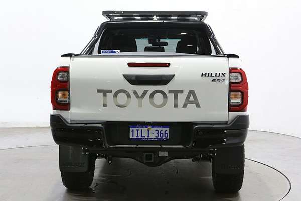 2025 Toyota Hilux SR5 48V GUN126R 4X4