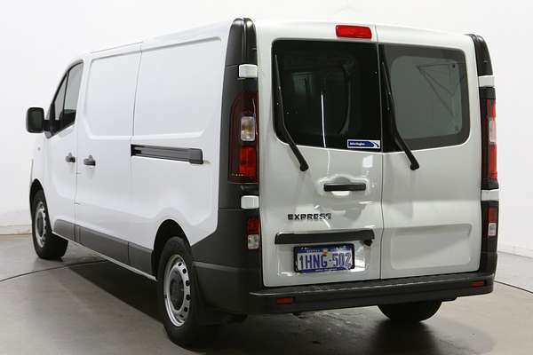 2021 Mitsubishi Express GLX SN LWB