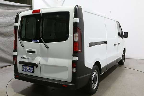 2021 Mitsubishi Express GLX SN LWB