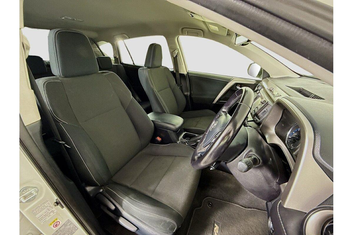 2016 Toyota RAV4 GXL ZSA42R