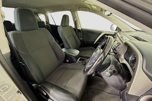 2016 Toyota RAV4 GXL ZSA42R