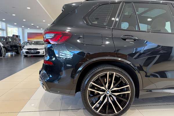 2022 BMW X5 xDrive30d M Sport G05