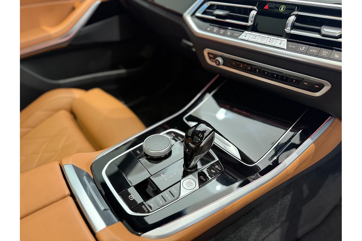 2022 BMW X5 xDrive30d M Sport G05