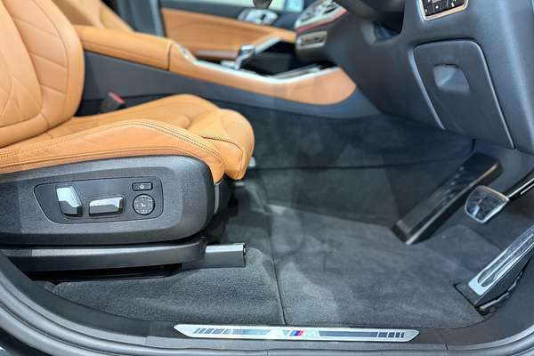 2022 BMW X5 xDrive30d M Sport G05