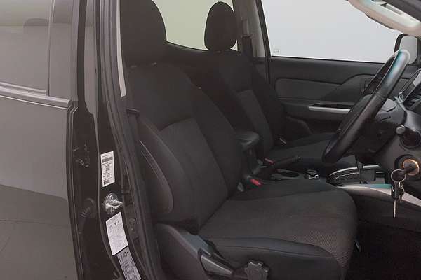 2017 Mitsubishi Triton GLS MQ 4X4