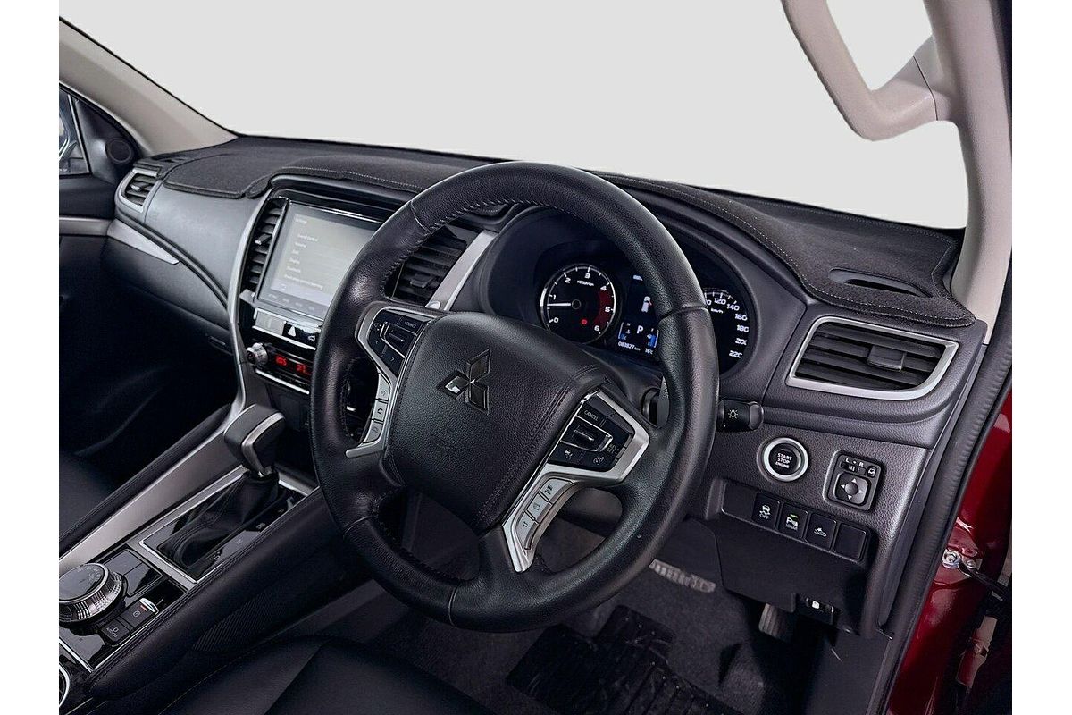 2020 Mitsubishi Pajero GLS NX