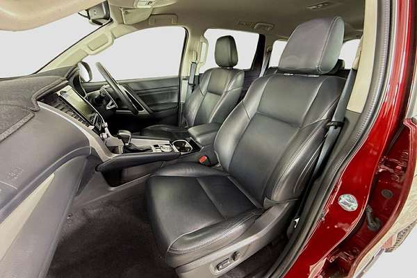 2020 Mitsubishi Pajero GLS NX
