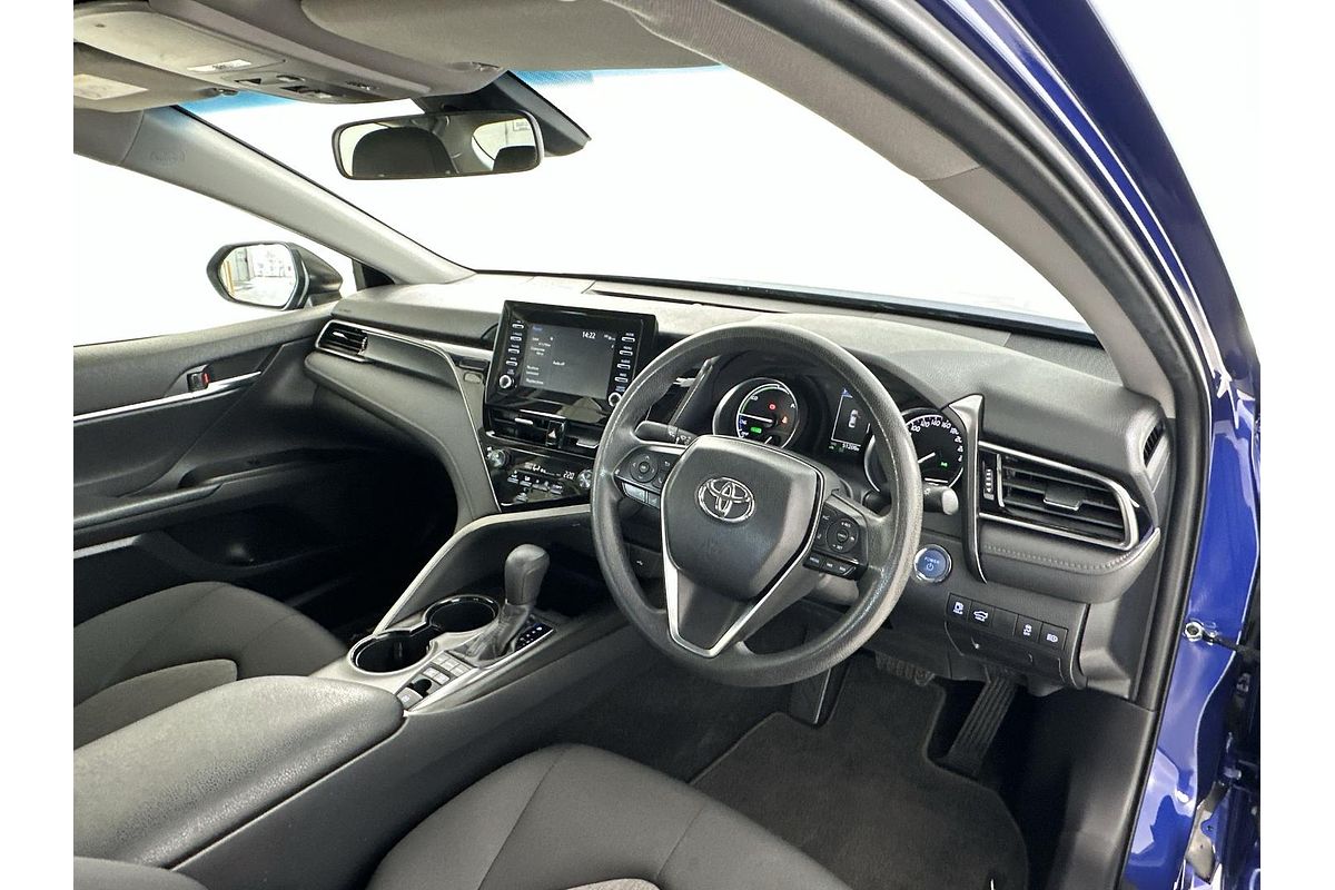2024 Toyota Camry Ascent AXVH70R