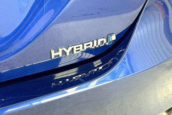 2024 Toyota Camry Ascent AXVH70R