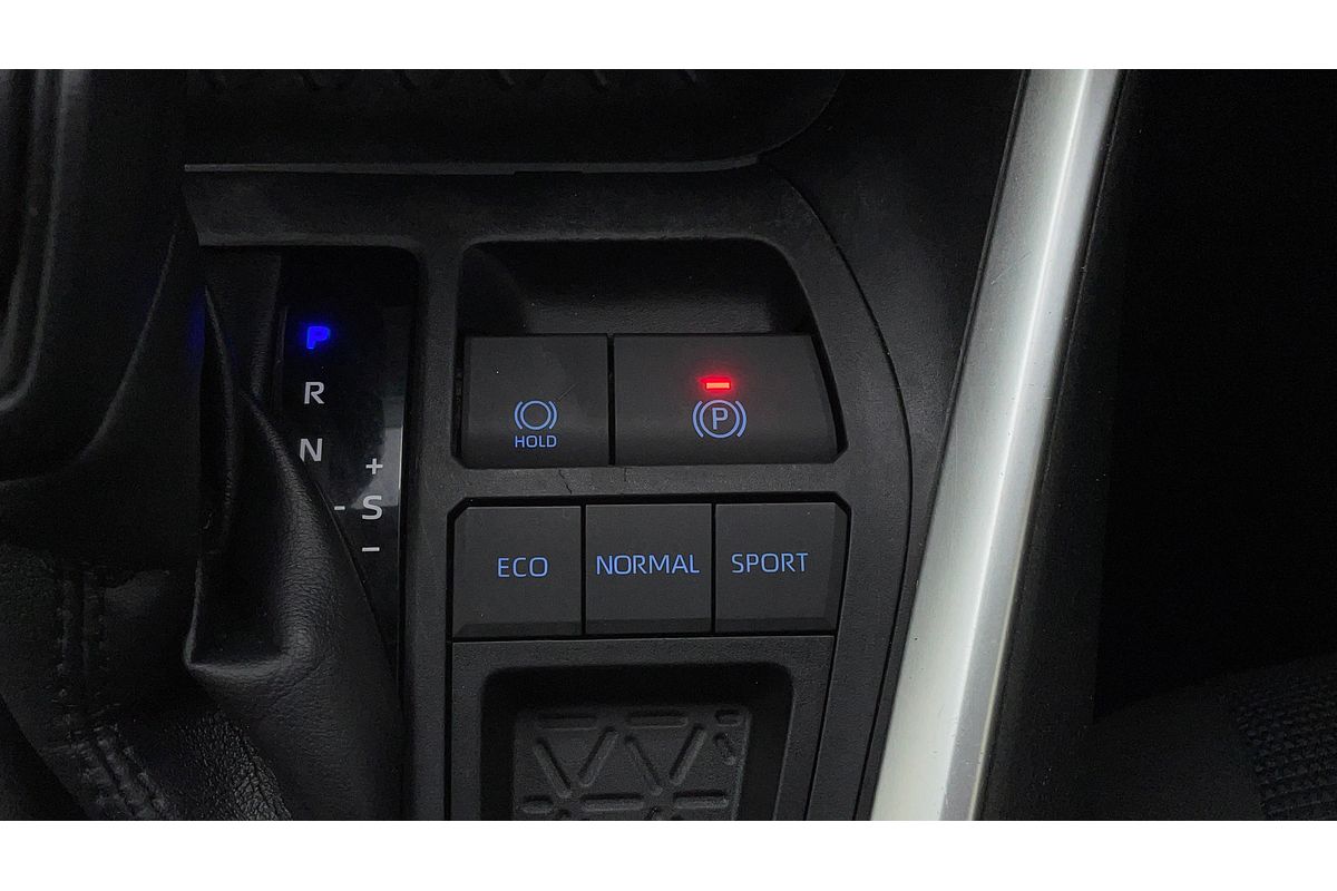2020 Toyota RAV4 GX AXAH52R