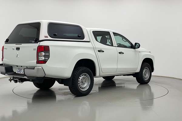 2021 Mitsubishi Triton GLX MR 4X4