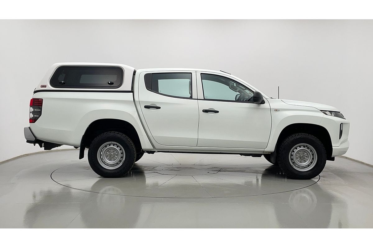 2021 Mitsubishi Triton GLX MR 4X4