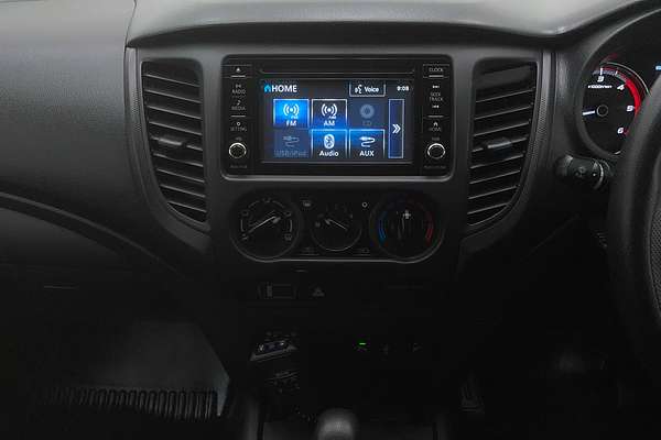 2021 Mitsubishi Triton GLX MR 4X4