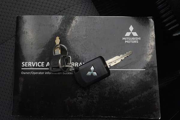 2021 Mitsubishi Triton GLX MR 4X4