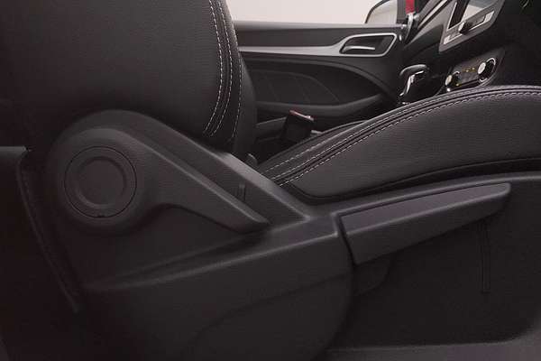 2024 MG ZS Excite AZS1