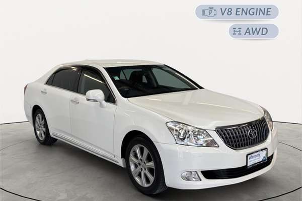 2010 Toyota Crown Majesta URS206