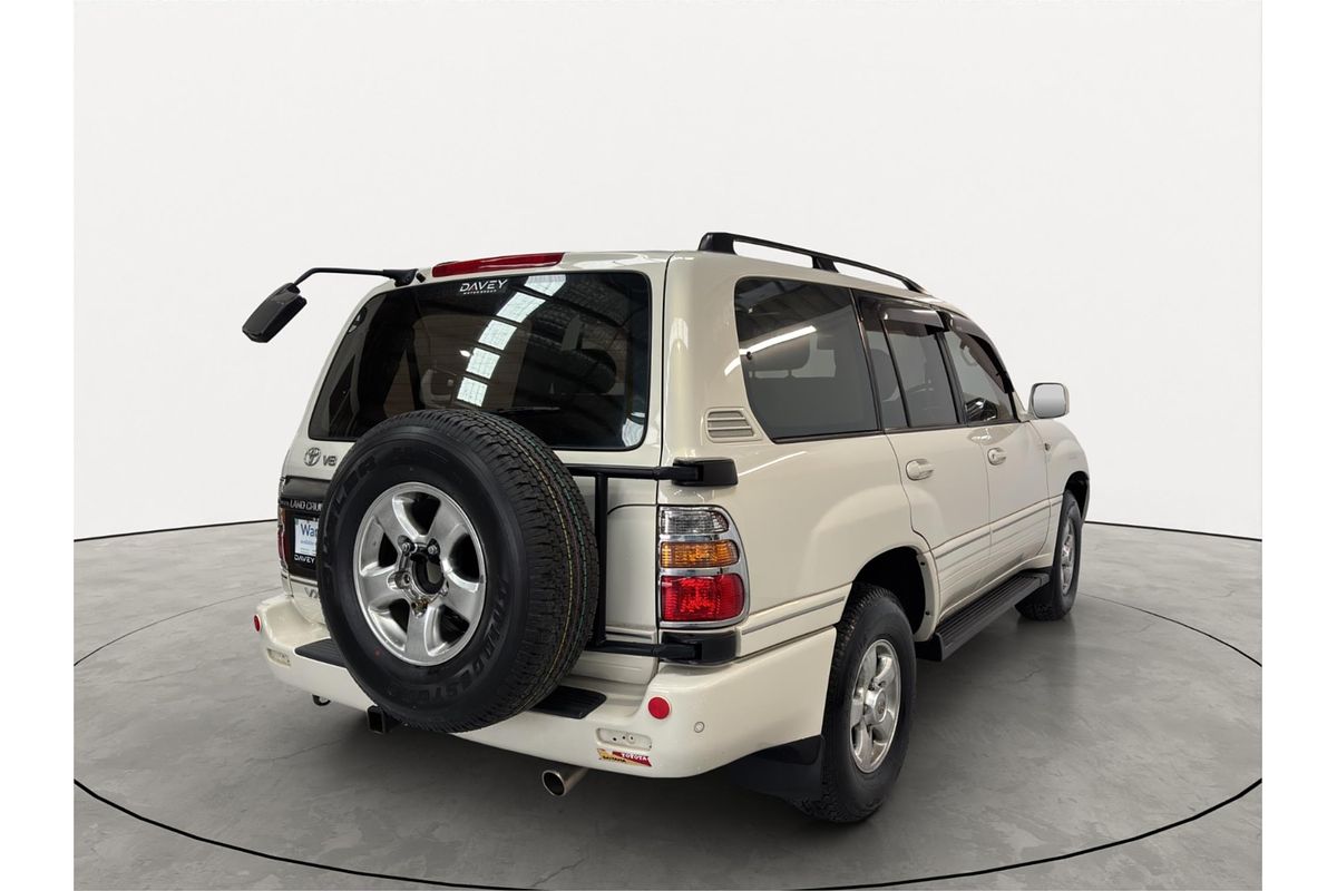 2000 Toyota Landcruiser VX Limited G Selection UZJ100