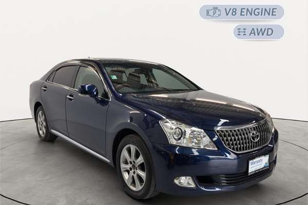 2010 Toyota Crown Majesta URS206