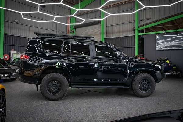 2022 Toyota Landcruiser VX FJA300R