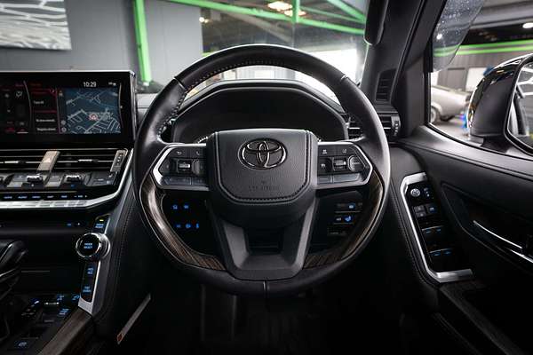 2022 Toyota Landcruiser VX FJA300R