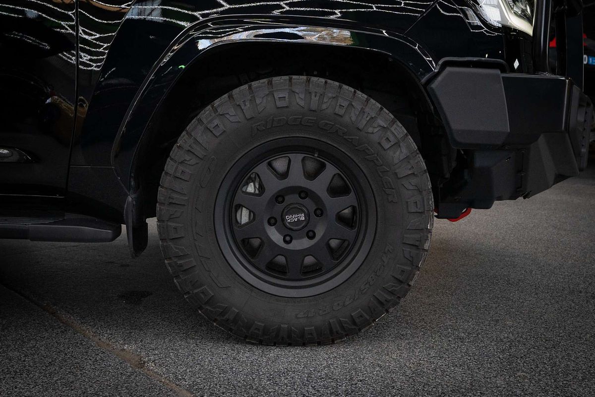 2022 Toyota Landcruiser VX FJA300R