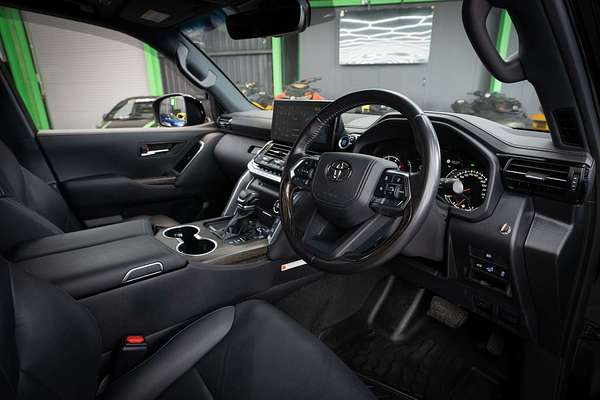 2022 Toyota Landcruiser VX FJA300R