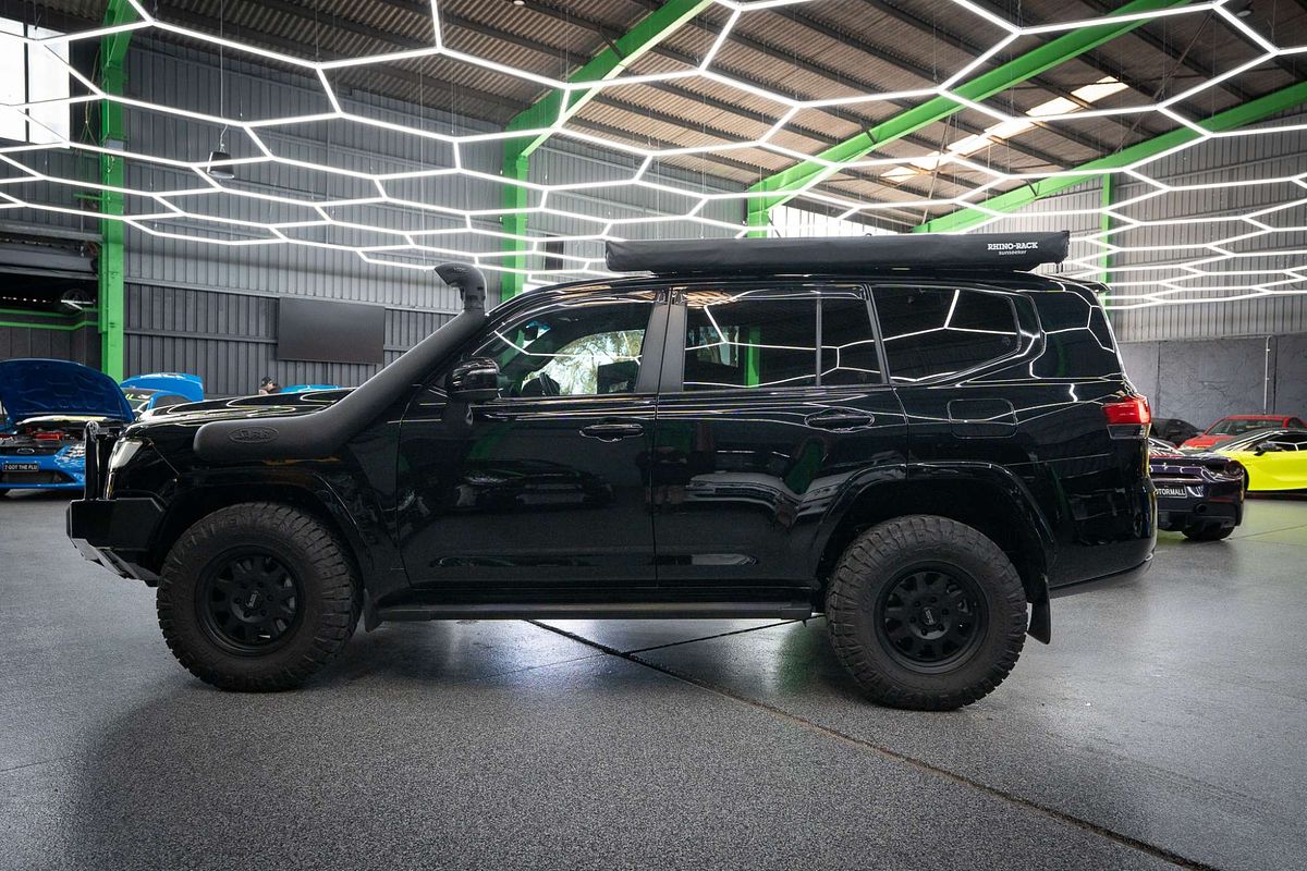 2022 Toyota Landcruiser VX FJA300R