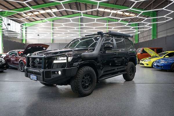 2022 Toyota Landcruiser VX FJA300R