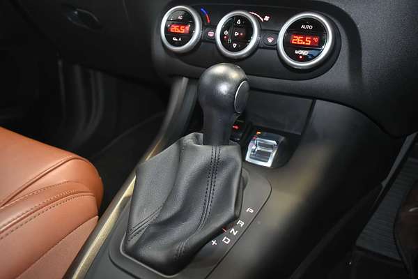 2015 Alfa Romeo Giulietta Distinctive Series 1