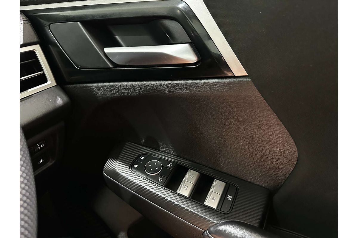 2023 Mitsubishi Outlander ES ZM