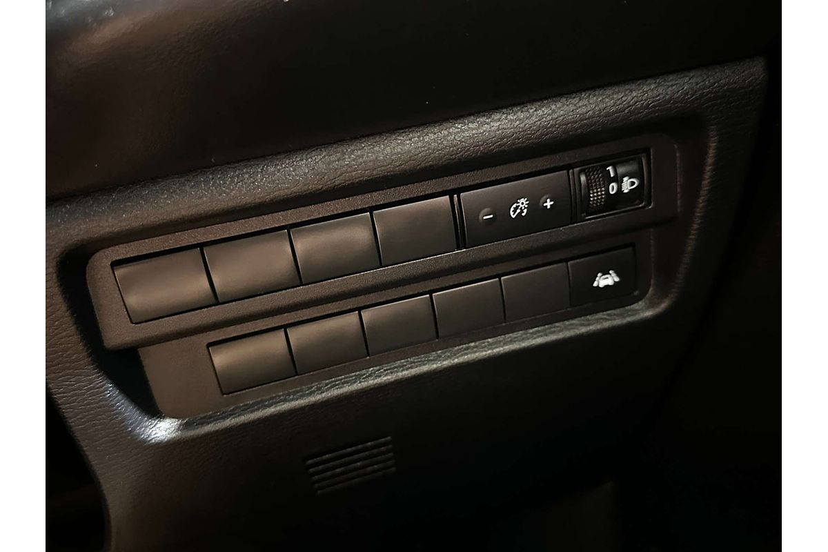 2023 Mitsubishi Outlander ES ZM