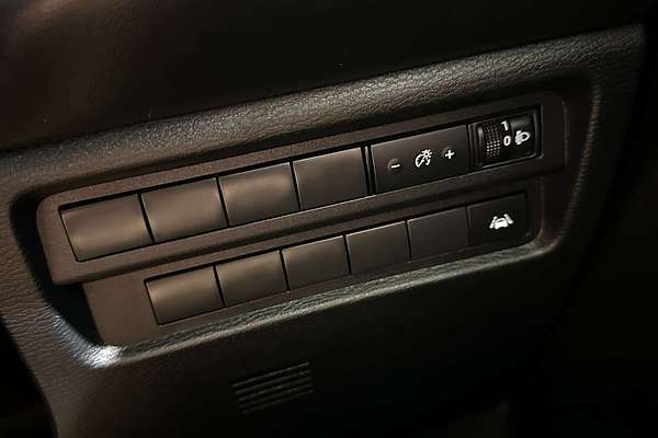 2023 Mitsubishi Outlander ES ZM