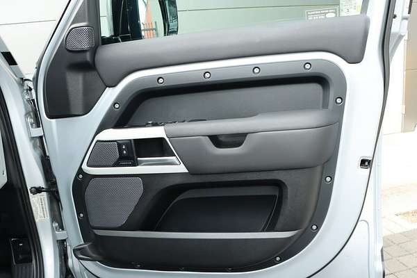 2021 Land Rover Defender 110 P300 S L663
