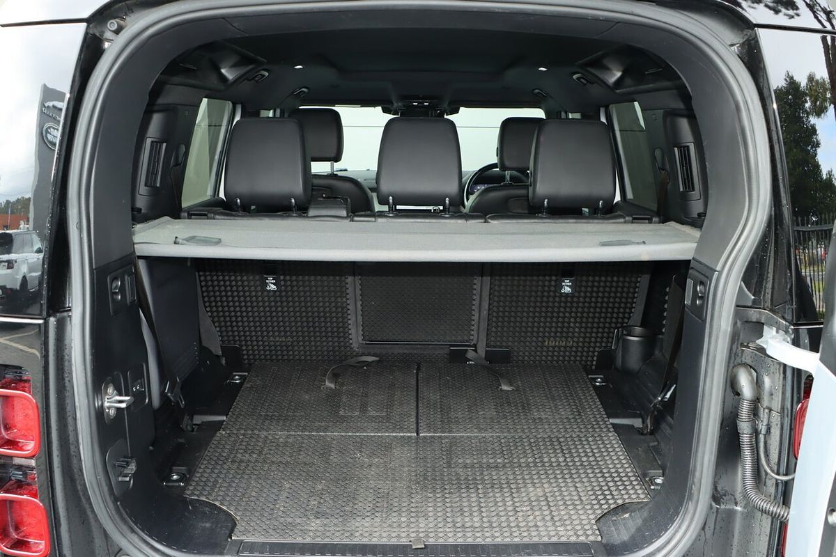 2021 Land Rover Defender 110 P300 S L663