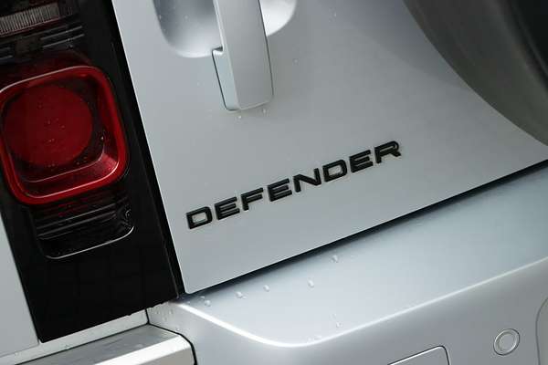 2021 Land Rover Defender 110 P300 S L663