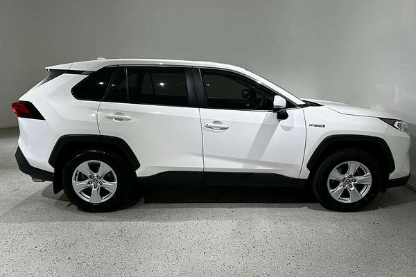 2020 Toyota RAV4 GX AXAH52R
