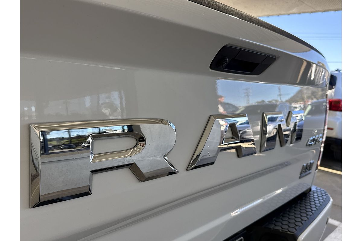 2019 RAM 1500 Express DS 4X4 SWB
