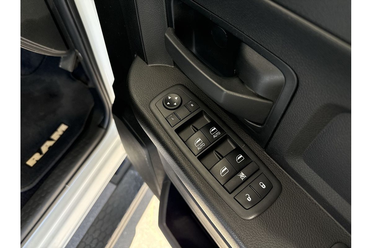 2019 RAM 1500 Express DS 4X4 SWB