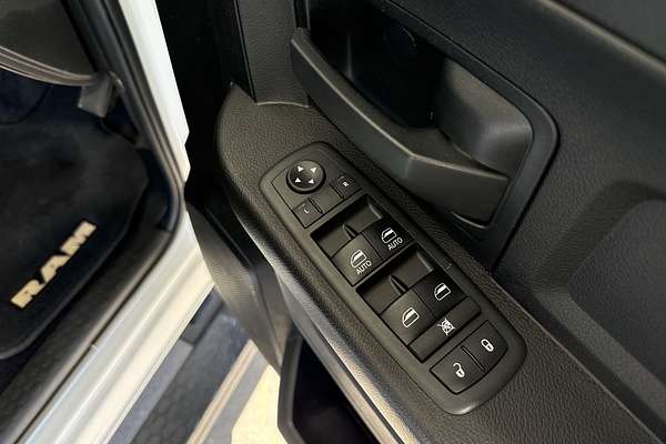2019 RAM 1500 Express DS 4X4 SWB