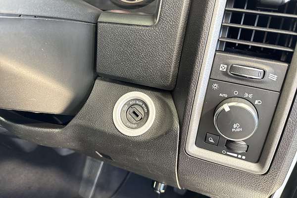 2019 RAM 1500 Express DS 4X4 SWB