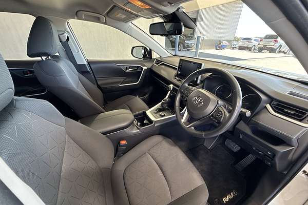 2021 Toyota RAV4 GXL AXAH54R