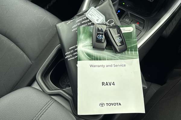 2021 Toyota RAV4 GXL AXAH54R