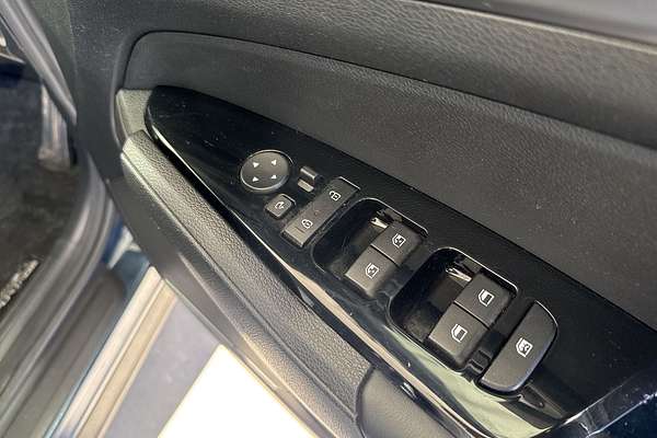 2022 Kia Sportage SX NQ5