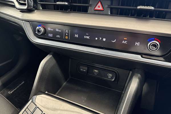 2022 Kia Sportage SX NQ5