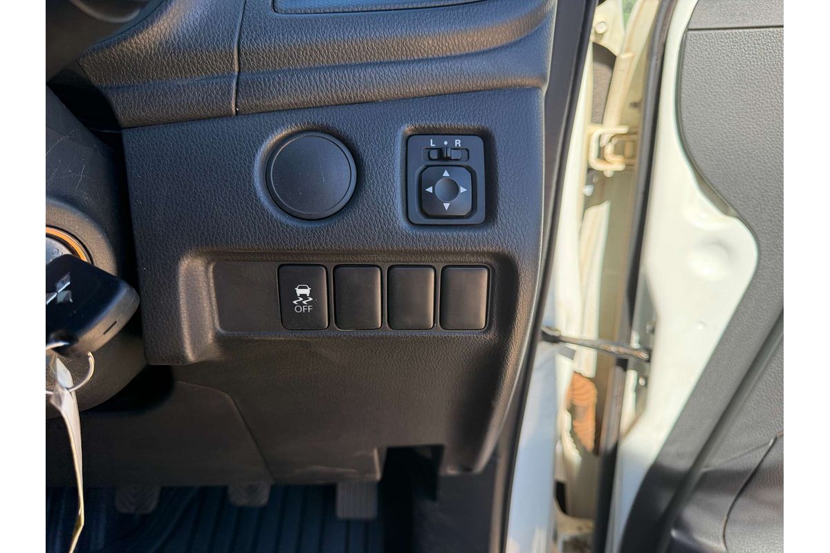 2019 Mitsubishi Triton GLX MR 4X4