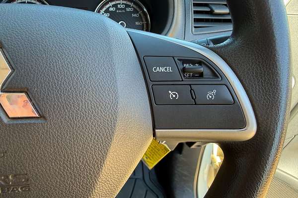 2019 Mitsubishi Triton GLX MR 4X4