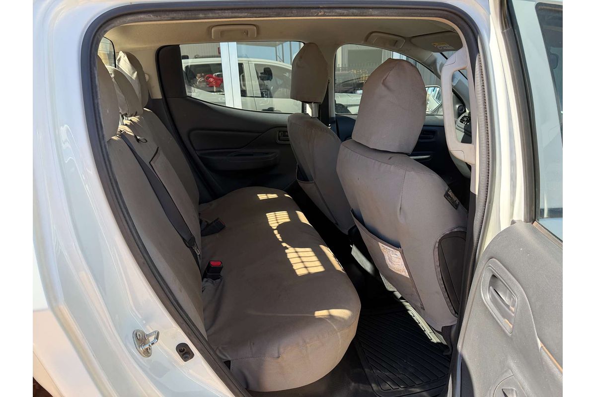 2019 Mitsubishi Triton GLX MR 4X4