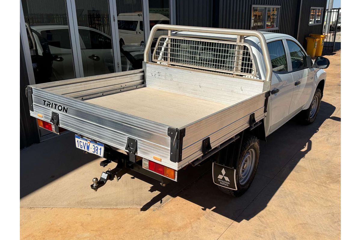 2019 Mitsubishi Triton GLX MR 4X4