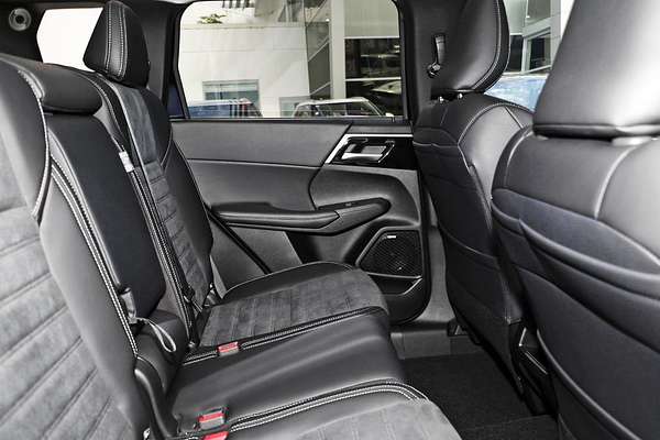 2025 Mitsubishi Outlander Aspire ZM